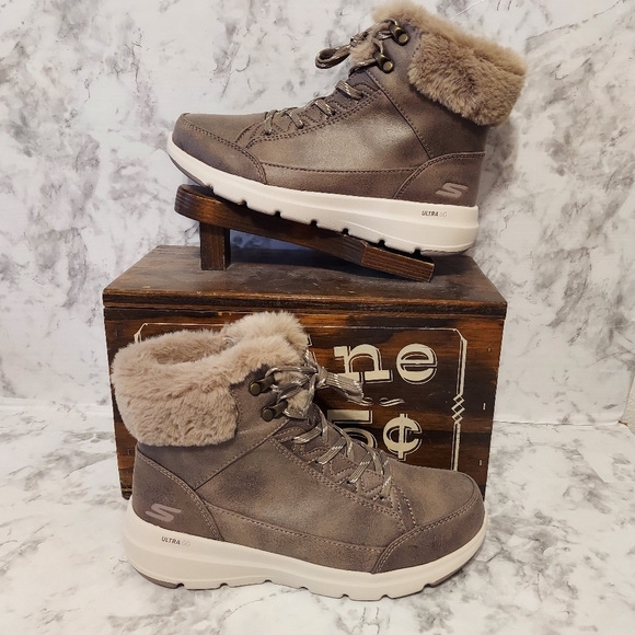 Pre-owned 2022 skechers glacial ultra boots - Picture 1 of 9